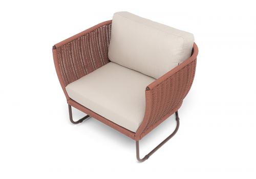  "Фиджи" кресло плетеное из роупа, каркас алюминий коричневый (RAL8016) муар, роуп красный (8372) круглый tex, ткань Mossle бежевая, фото 4 