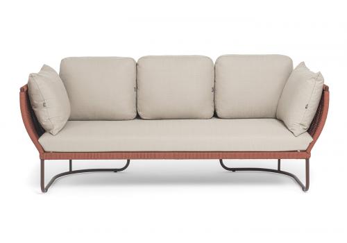  "Фиджи" диван 3-местный плетеный из роупа, каркас алюминий коричневый (RAL8016) муар, роуп красный (8372) круглый tex, ткань Mossle бежевая, фото 3 