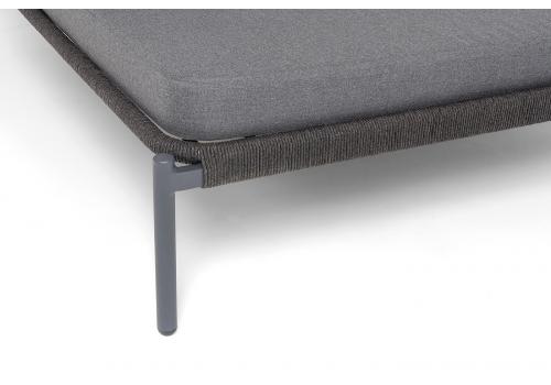  "Позитано" лежак плетеный из роупа, каркас алюминий темно-серый (RAL7024) муар, роуп темно-серый круглый, ткань темно-серая 027, фото 16 